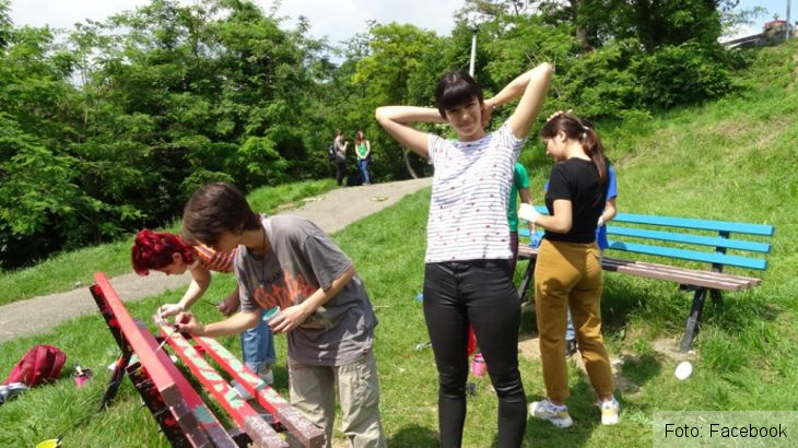 BRAŞOV. Artă pe... bănci (FOTO) 7 banci_268596.jpg