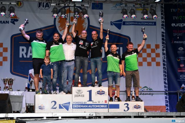 BRAȘOV. Dan Gârtofan, al treilea în Raliul Moldovei 2 gartofanpodium_269026.jpg