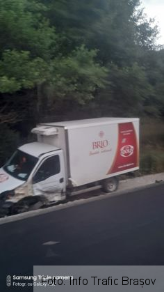 BRAȘOV. ULTIMA ORĂ. Accident pe DN 13, la ieșire din Pădurea Bogății (Update FOTO) 2 accident pe dn 13 2_270321.jpg