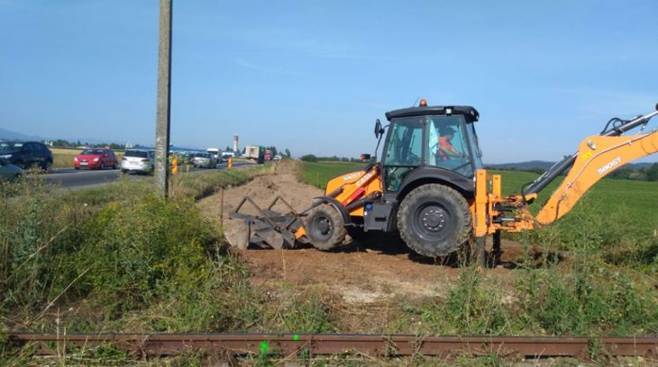 BRAȘOV. „Ocolitoare” pe DN1 pentru calea ferată 2 lucrari-DN1-Ucea_270910.jpg
