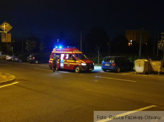BRAȘOV. Echipaj SMURD solicitat lângă Sala Sporturilor (FOTO) 3 20190916_203104_272515.jpg