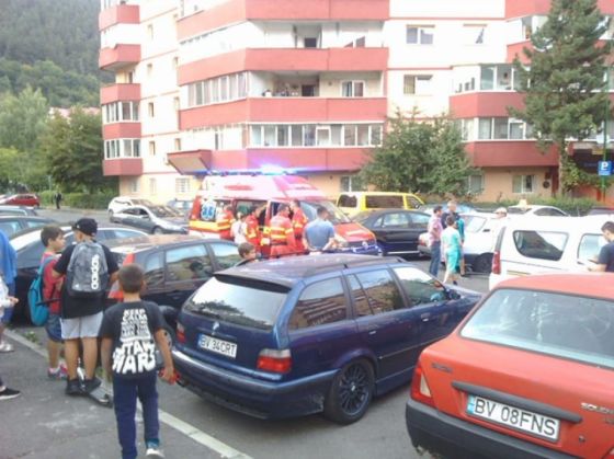 SMURD-Politie-parcare-masini (8)_273417.jpg