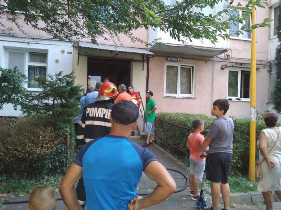 incendiu-bloc3_272071.jpg