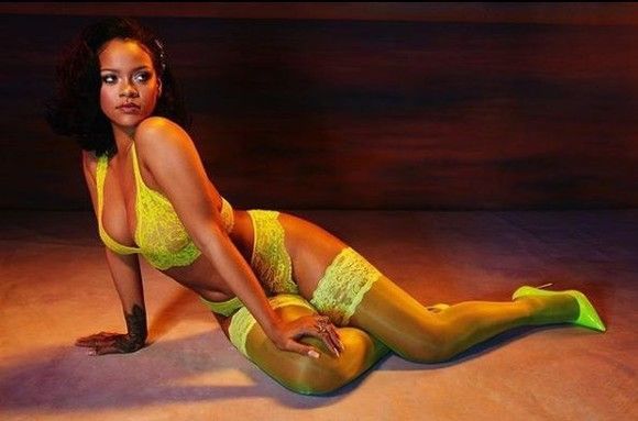 rihanna_11.jpg