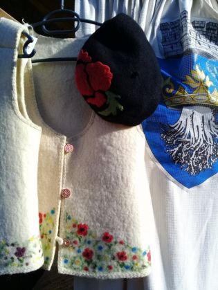 BRAȘOV. Artizani din toată țara vă mai așteaptă pe Aleea Parcului Titulescu 4 targ-artizani3_272775.jpg