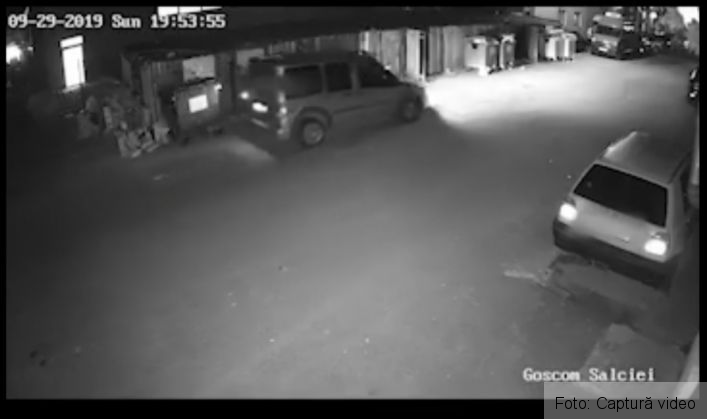 Județul BRAȘOV. Amendați, după ce au fost filmați la containere! (vezi VIDEO) 2 20191014_190508_273966.jpg