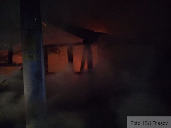 BRAȘOV. Bărbat găsit mort într-un incendiu, în această noapte! (FOTO) 4 IMG-20191018-WA0000_274076.jpg
