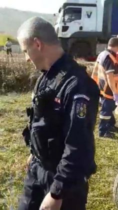 BRAȘOV. „Omorâți-l!”. Șoferul care a lovit mortal un copil, păzit de mascați (FOTO-VIDEO) 4 jand4_274400.jpg