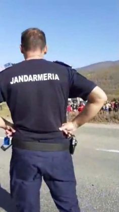 BRAȘOV. „Omorâți-l!”. Șoferul care a lovit mortal un copil, păzit de mascați (FOTO-VIDEO) 5 janda_274403.jpg