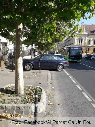 BRAȘOV. Au devenit „vedete” pe Facebook, pentru cum au parcat (Galerie FOTO) 4 parcare 3_274412.jpg