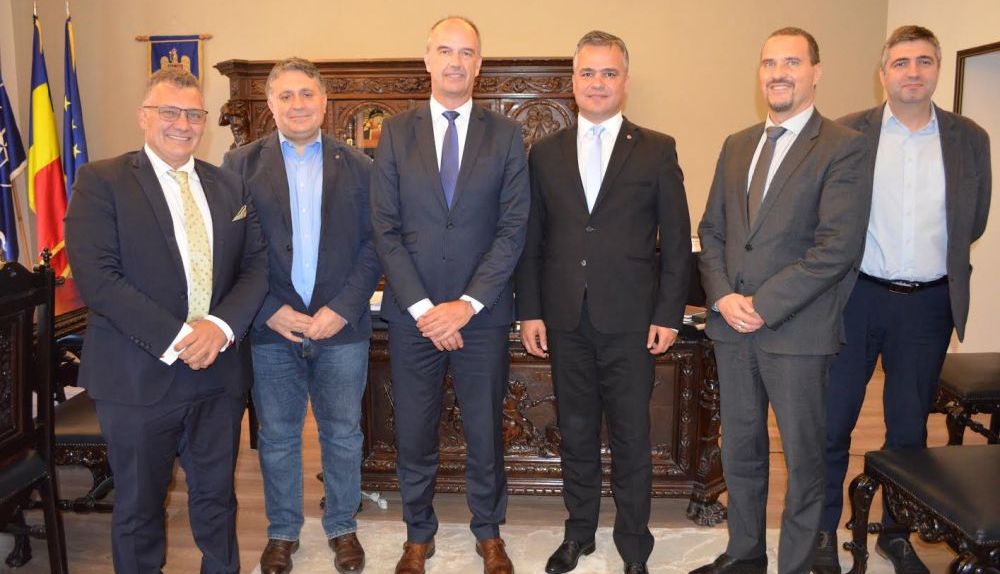 BRAȘOV. Oficialii Lufthansa, interesați de Aeroportul de la Ghimbav 2 vestea_32.jpg