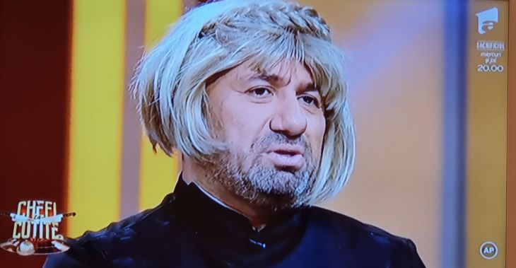 BRAȘOV. Coana Mița, de la Bran, look nou pentru „Chefi la cuțite"! Scărlătescu i-a luat modelul (FOTO) 4 20191104_212148_274731.jpg
