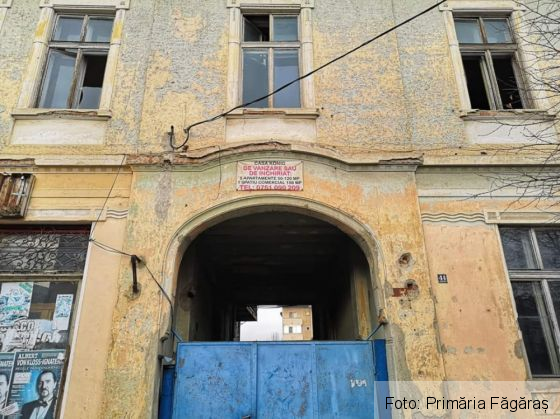 BRAȘOV. Impozit de până la 500% și pentru făgărășenii care și-au lăsat casele în paragină 4 FB_IMG_1576876811452_276368.jpg