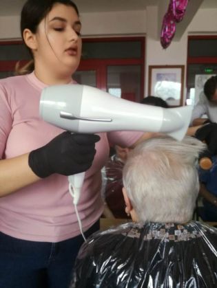 WhatsApp Image 2019-12-09 at 13.58.22_275912.jpeg