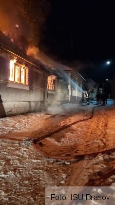 Update. BRAȘOV. De la ce a izbucnit incendiul devastator de aseară?! (FOTO) 2 WhatsApp Image 2020-01-12 at 09.52.19_276928.jpeg