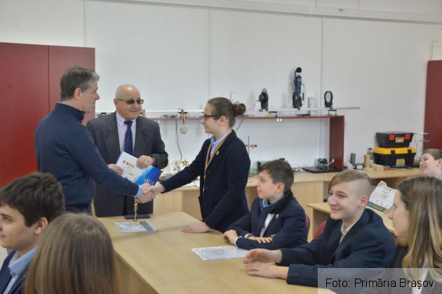 WhatsApp Image 2020-01-28 at 16.37.08_277516.jpeg