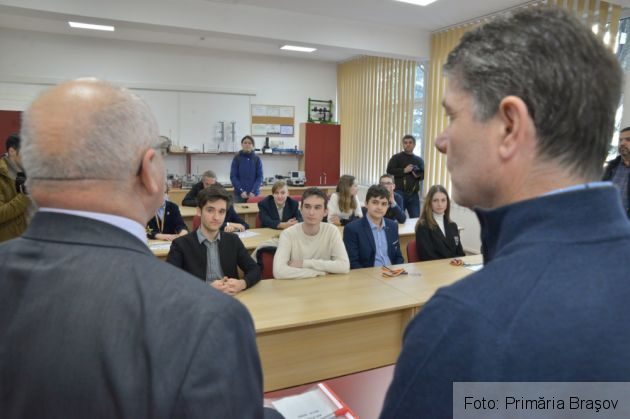 WhatsApp Image 2020-01-28 at 16.37.09_277514.jpeg