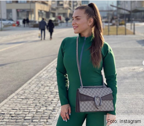 oana radu_277532.png