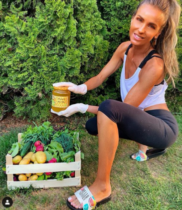 diana munteanu_280110.png