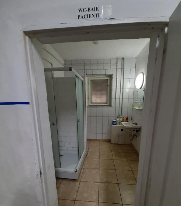 BRAȘOV. Pacientă cu COVID-19 la Stejeriș: „coșmar”, „calvar”, „o rușine, nu spital”. Apel disperat către Scripcaru și Veștea 2 spital-tbc5_281284.jpg