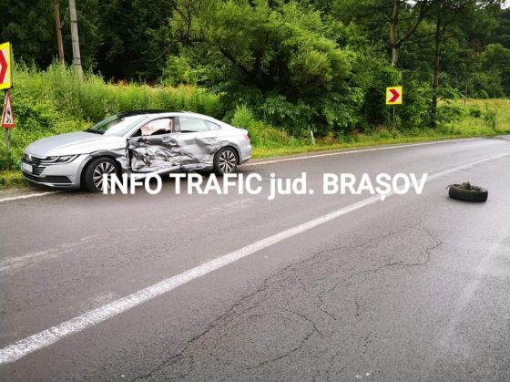 BRAȘOV. BLOCAJ după un accident grav, pe DN 1! (Galerie FOTO) 2 20200707_194022_281659.jpg