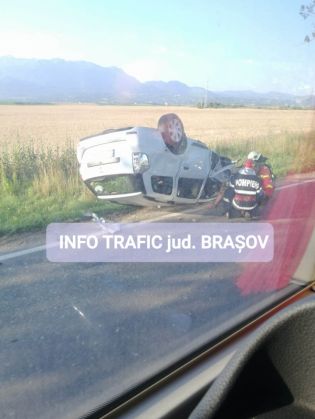 Județul BRAȘOV. Accident cu două victime, în această dimineață! (FOTO) 2 20200722_085741_281993.jpg