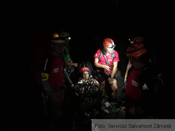 BRAȘOV. Acțiune de salvare, azi-noapte, în Piatra Craiului! (Galerie FOTO) 4 FB_IMG_1596970135415_282419.jpg
