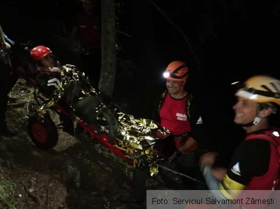 BRAȘOV. Acțiune de salvare, azi-noapte, în Piatra Craiului! (Galerie FOTO) 3 FB_IMG_1596970144959_282422.jpg