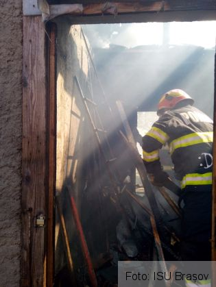 BRAȘOV. ULTIMA ORĂ. Două gospodării afectate de un incendiu, la Bod (Update - Galerie FOTO) 4 IMG-20200818-WA0018_282623.jpg