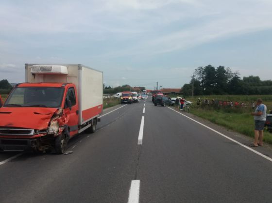 BRAȘOV. ULTIMA ORĂ. Șofer decedat într-un accident pe DN 1! (Galerie FOTO) 4 IMG-20200825-WA0005_282771.jpg