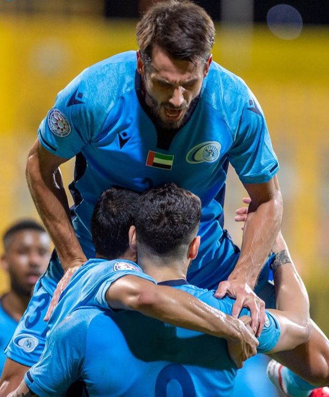 Brașoveanul „Isă”, SURPRIZĂ COLOSALĂ! Vezi pozele și un gol fabulos... 3 baniyas.jpg