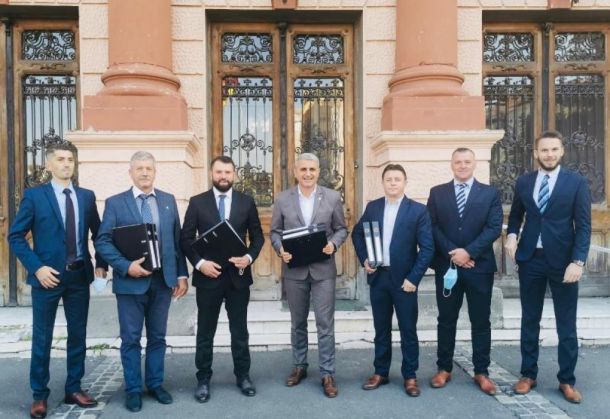 Update BRAȘOV. Turcescu insistă. Și-a depus azi candidatura. Cu cine face tandem pe listele PMP 2 pmpparlament_283947.jpeg