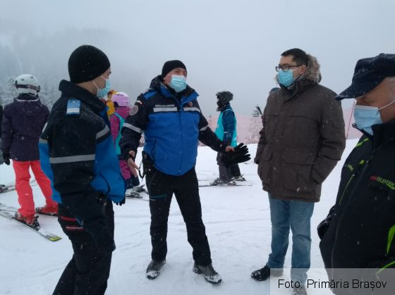 BRAȘOV. Se anunță week-end aglomerat pe pârtii! Măsurile antiCOVID-19 suplimentare gândite de autorități 2 WhatsApp Image 2021-01-08 at 14.19.26_285626.jpeg