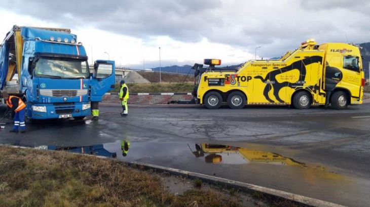 tir rasturnat1_285607.jpeg