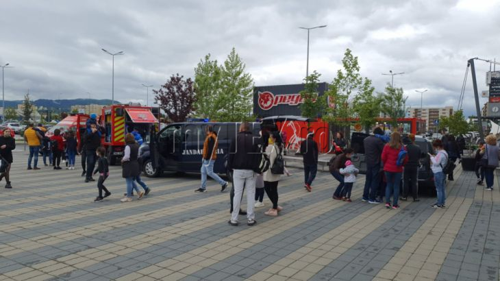 BRAȘOV. Liber la vaccinare, astăzi, în mall-ul Coresi / Evenimente pentru copii (Update: Galerie FOTO) 7 IMG-20210601-WA0008_288567.jpg