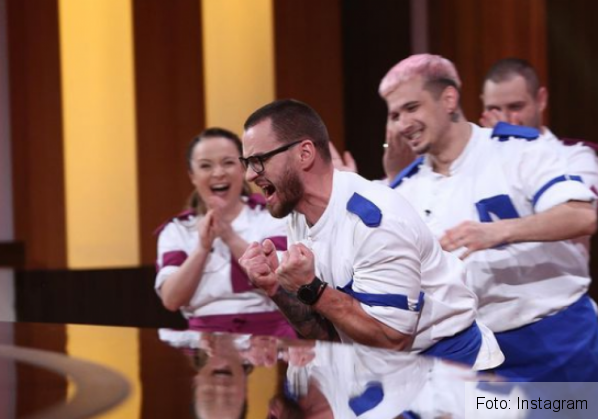 Reacție după semifinala „Chefi la cuțite”: „Ar fi trebuit să ajungă în finală niște oameni care...” 2 chefi 3_288931.png