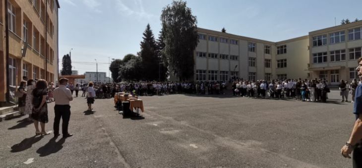 premiere colegiu 1_289097.jpeg