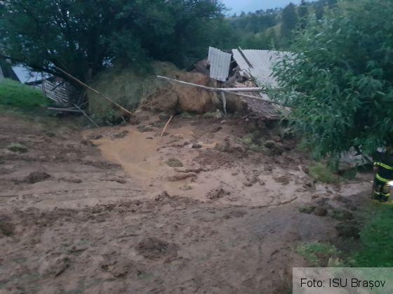 BRAȘOV. Alunecări de teren, în județ! (Galerie FOTO) 8 IMG-20210731-WA0018_290078.jpg