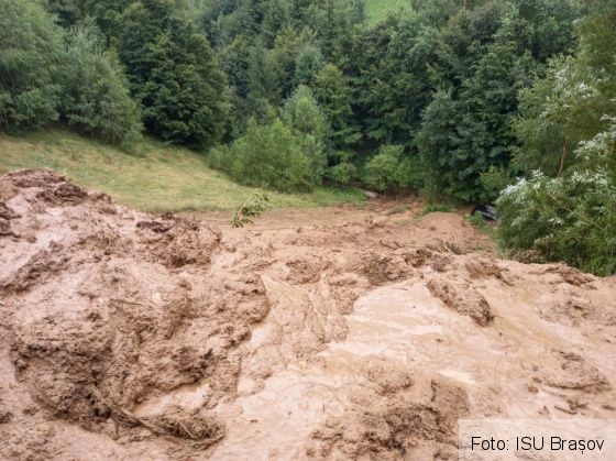 BRAȘOV. Alunecări de teren, în județ! (Galerie FOTO) 4 IMG-20210731-WA0024_290074.jpg