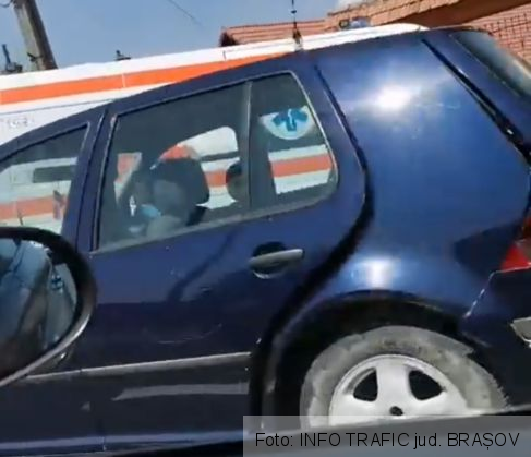 BRAȘOV. Accident între trei autovehicule, pe DN 11 2 Screenshot_20210718-125152_Facebook_289690.jpg