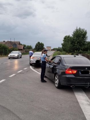 Update. BRAȘOV. Aproape 300 de sancțiuni în urma controalelor cu efective mărite de aseară! (GALERIE FOTO) 5 WhatsApp Image 2021-07-29 at 10.12.44 (2)_289984.jpeg
