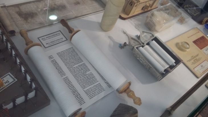 Biblia (12)_291500.jpg