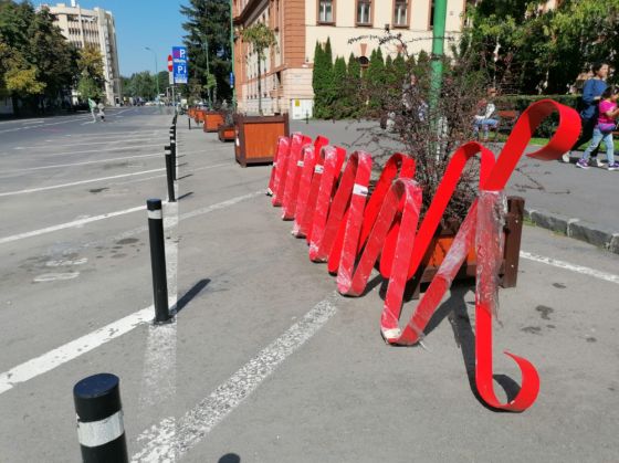 Modarom pietonal1_291104.jpeg