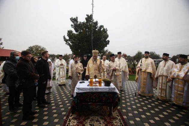 sfintire-biserica-mitropolit2_292053.jpg