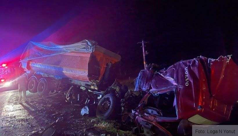 Accident soldat cu patru morți și un rănit, pe DN 6 (FOTO) 3 ad1jnjy4yjk3mjjimgy3mwezmdi4zdeznjdhmjk2ywu4nw.jpg