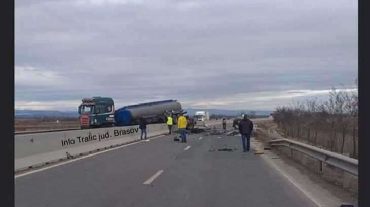BRAȘOV. Blocaj pe Ocolitoare, în urma unui accident! 2 FB_IMG_1641817926293_293850.jpg