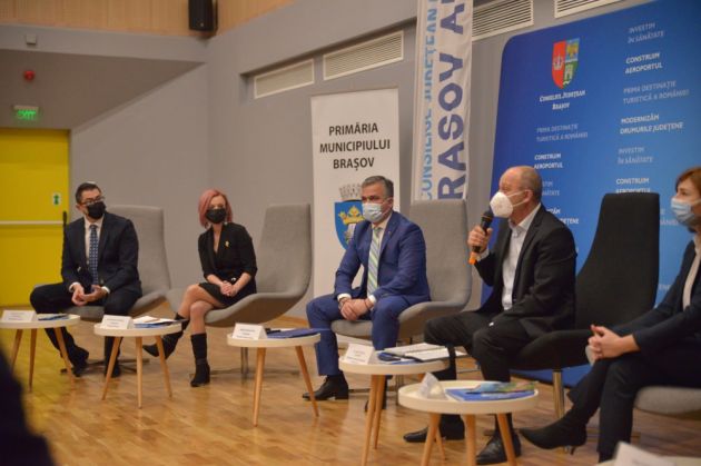 BRAȘOVUL, a doua destinație turistică din România 3 intalnire-turism1_293813.jpg