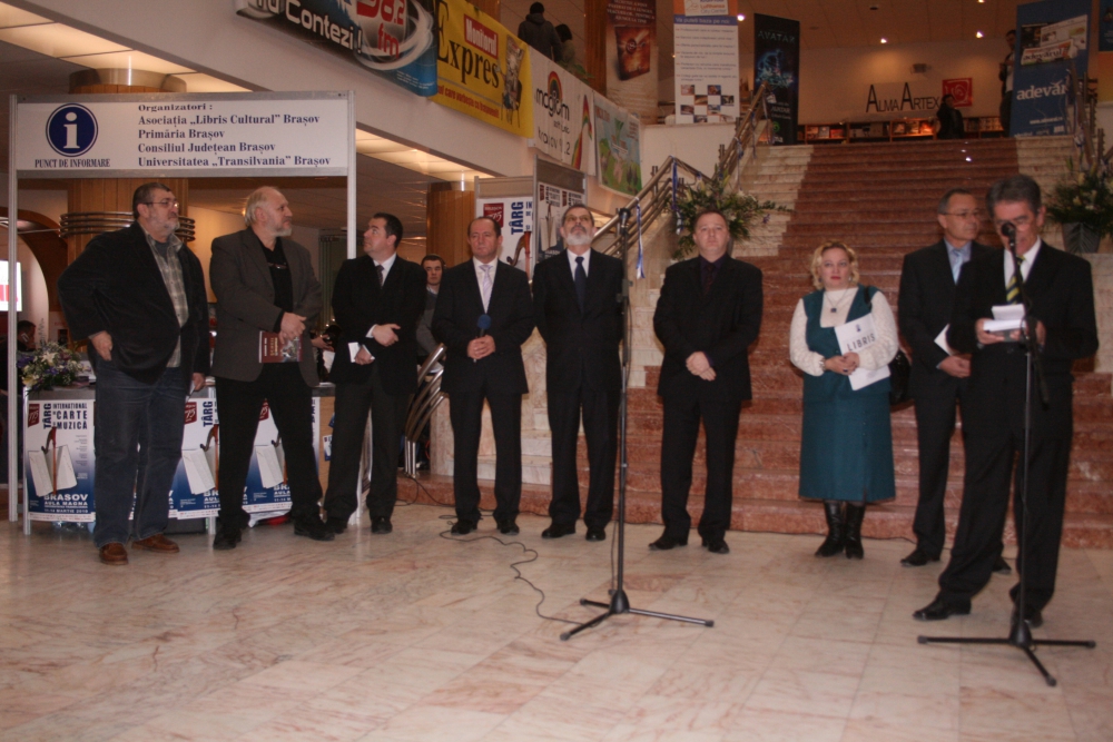 Brașov. Sărbătoarea cărții și a muzicii 6 article_249915_1.jpg