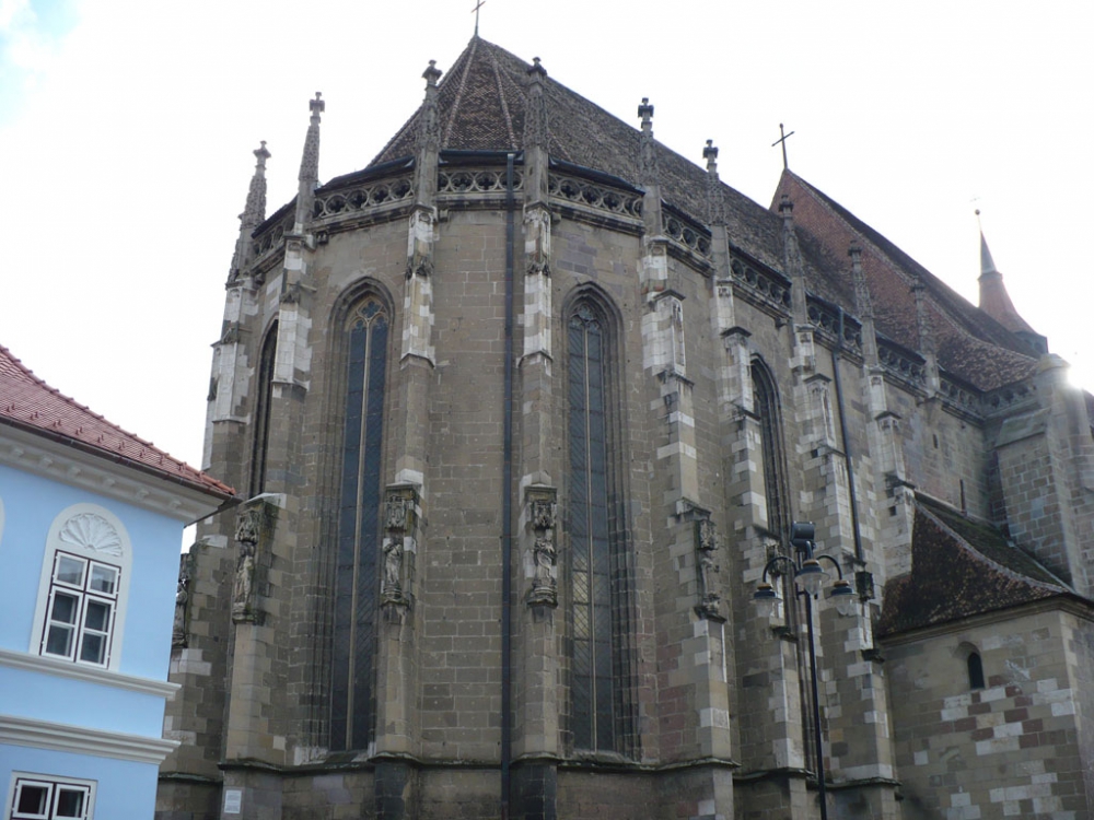Brașov. Explozie lângă Biserica Neagră 6 article_250116_1.jpg
