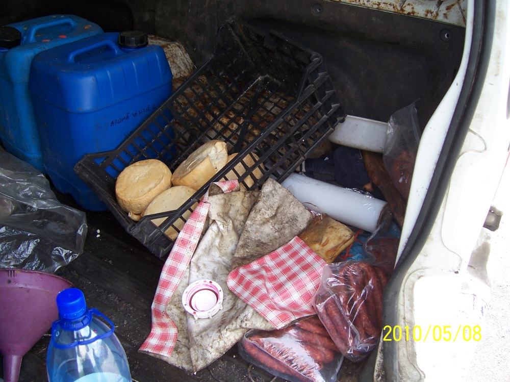 Bran. Brânză "coaptă" și suc fermentat la soare 10 article_254704_1.jpg